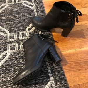 Aerosoles black tie-back bootie